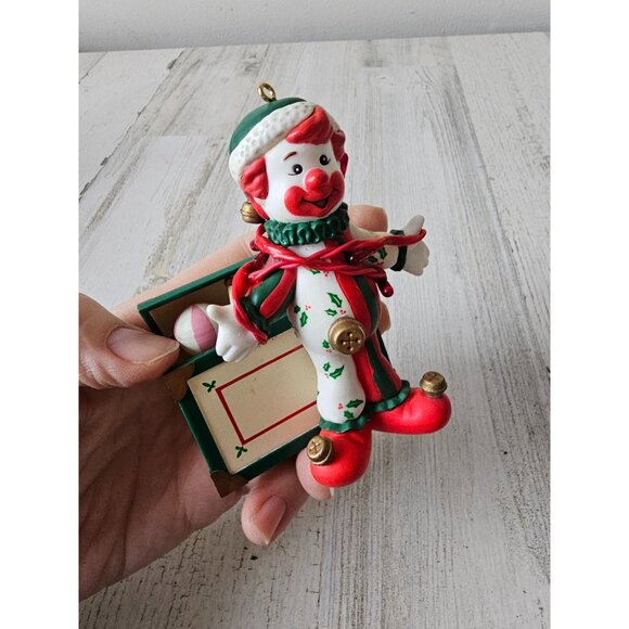 Vintage House of Lloyd clown toy chest ornament Xmas vintage 1992 as is - Picture 5 of 6